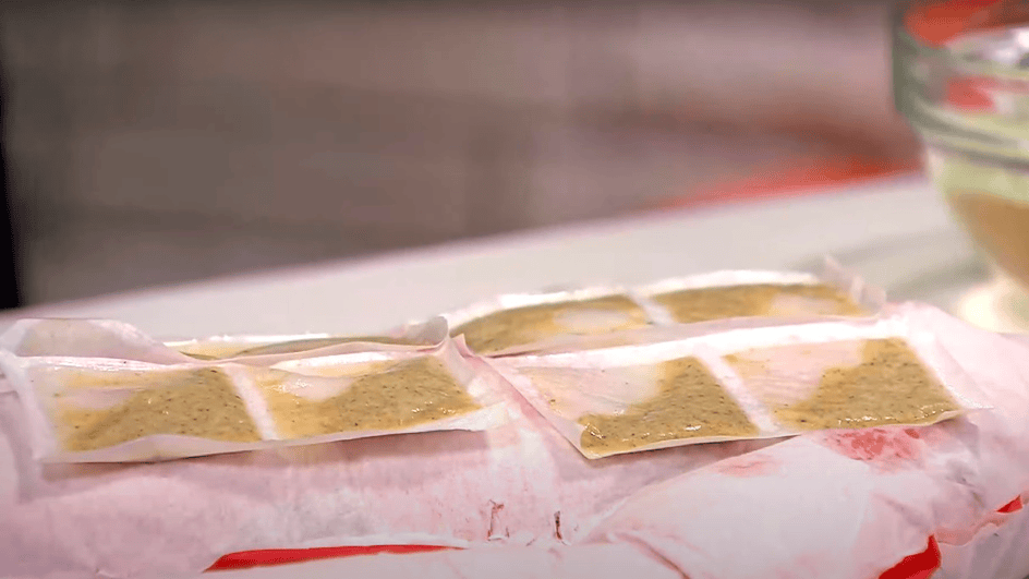 Mustard Plasters: A Natural Remedy for Treating Colds at Home - USA Apteka